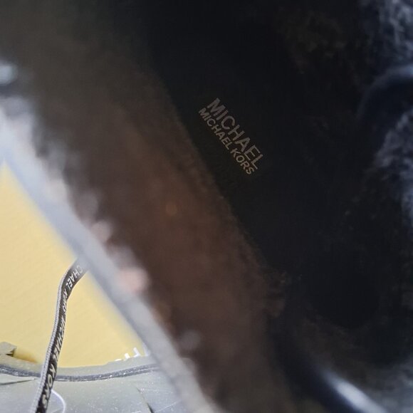 Michael Kors Women's Rain Boot - Picture 6 of 7